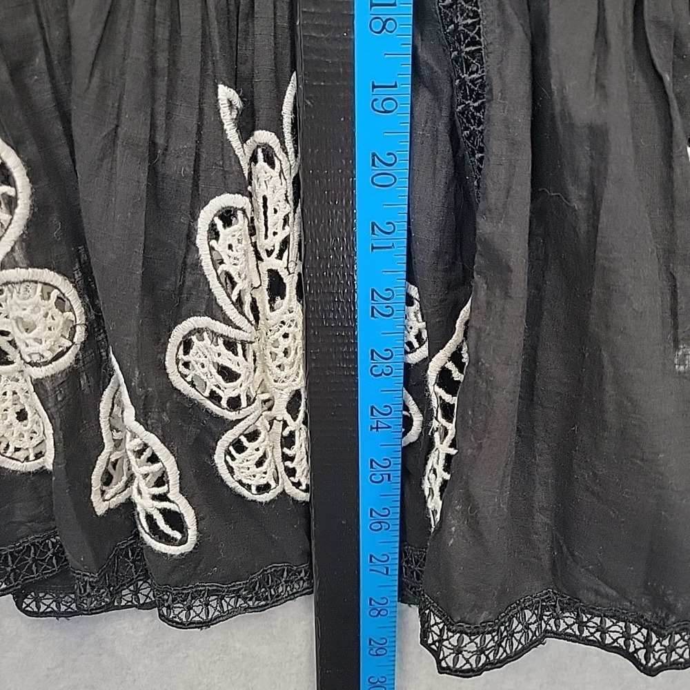 Forever That Girl Anthropologie Black Blouse Top With Lace Embroidery Boho XS - Picture 8 of 11